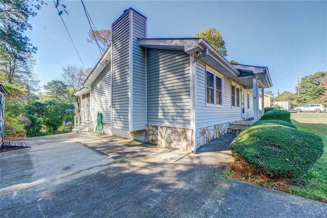 905 Rambling Rose Court NW, Conyers, GA 30012