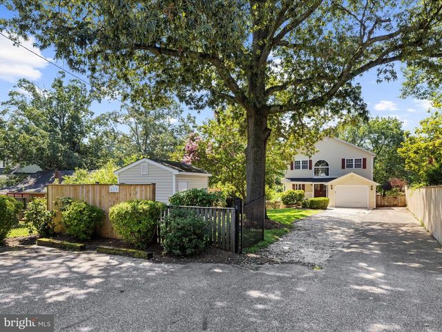 619 RIVERSIDE DR, Pasadena, MD 21122