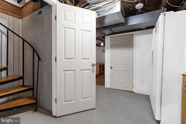 619 RIVERSIDE DR, Pasadena, MD 21122