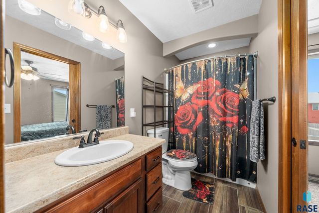 4032 S Homerun Ave Avenue, Sioux Falls, SD 57110