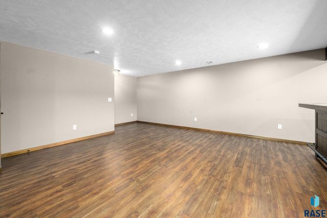 4032 S Homerun Ave Avenue, Sioux Falls, SD 57110