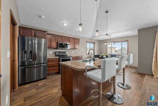 4032 S Homerun Ave Avenue, Sioux Falls, SD 57110