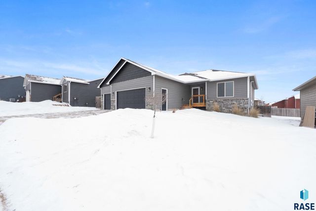 4032 S Homerun Ave Avenue, Sioux Falls, SD 57110