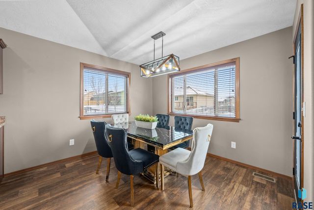 4032 S Homerun Ave Avenue, Sioux Falls, SD 57110