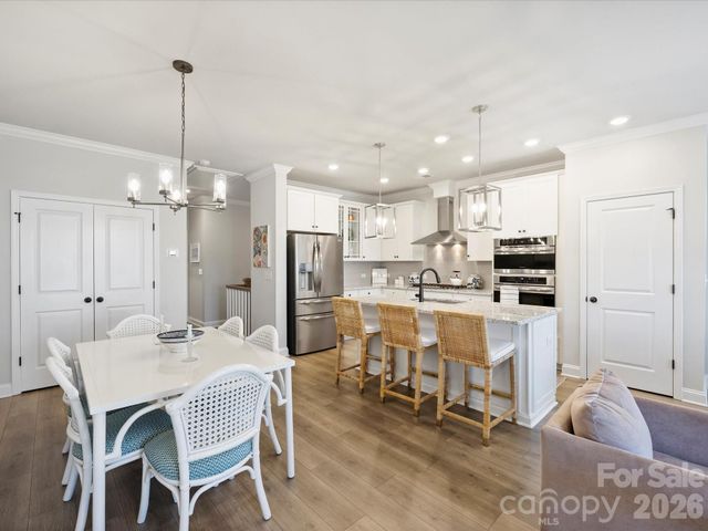 2522 Lydia Avenue, Charlotte, NC 28205