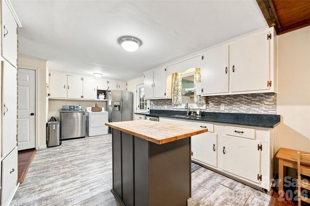 7704 Otts Circle, Stanley, NC 28164