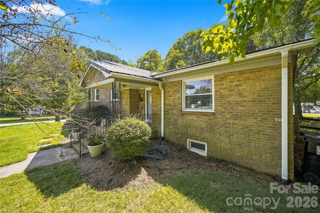 7704 Otts Circle, Stanley, NC 28164