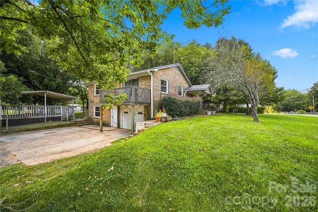 7704 Otts Circle, Stanley, NC 28164