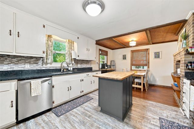 7704 Otts Circle, Stanley, NC 28164