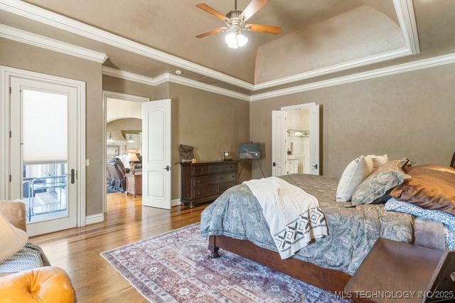 716 W 108th Place S, Jenks, OK 74037