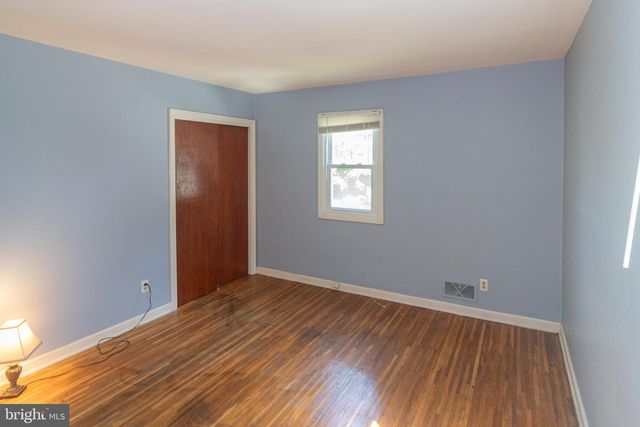 153 HAWTHORNE DR, Mount Holly, NJ 08060