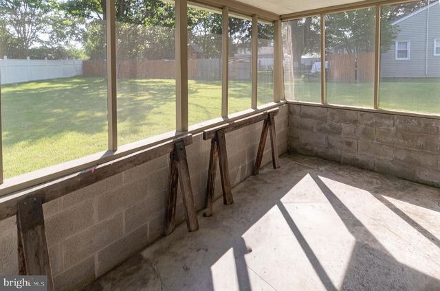 153 HAWTHORNE DR, Mount Holly, NJ 08060