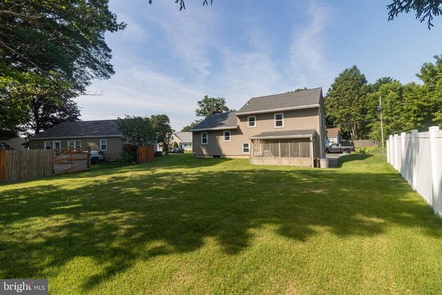 153 HAWTHORNE DR, Mount Holly, NJ 08060