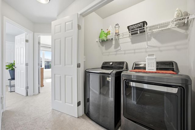 1186 Albert Court W, West Fargo, ND 58078