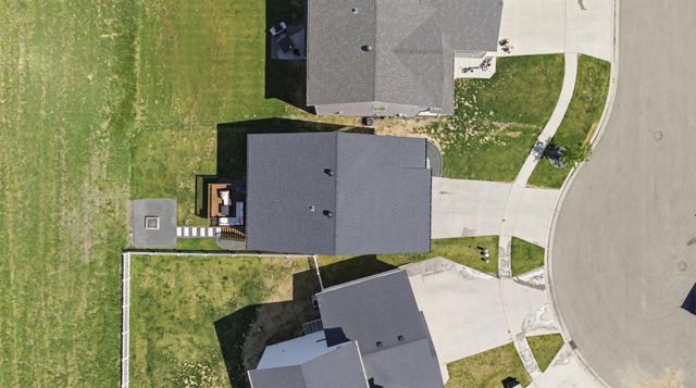 1186 Albert Court W, West Fargo, ND 58078