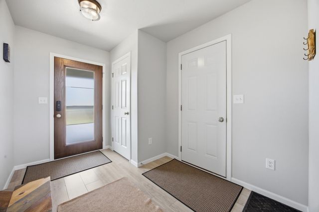 1186 Albert Court W, West Fargo, ND 58078