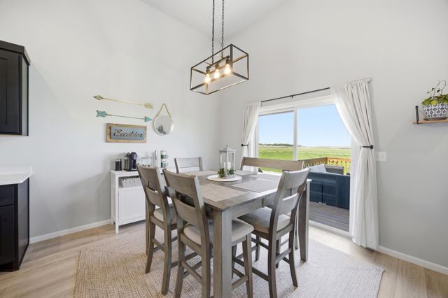 1186 Albert Court W, West Fargo, ND 58078
