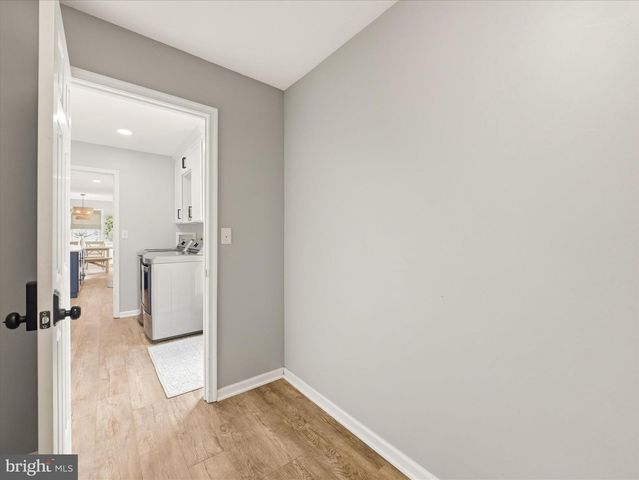 384 LEEDY WAY E, Chambersburg, PA 17202