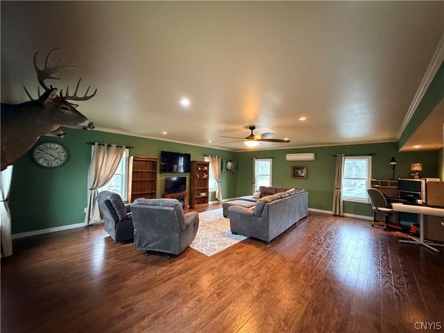 39 Center Street, Waterloo, NY 13165