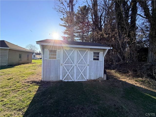 39 Center Street, Waterloo, NY 13165