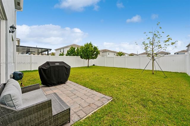 1660 SE 6th St, Homestead, FL 33033
