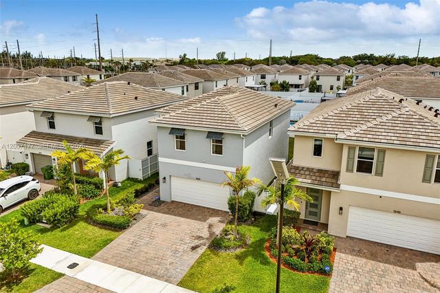 1660 SE 6th St, Homestead, FL 33033