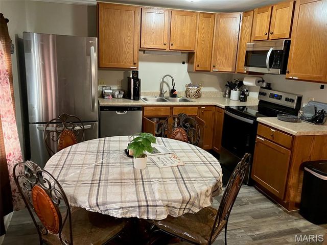 920 E Beaumont Avenue, Greenville, IL 62246