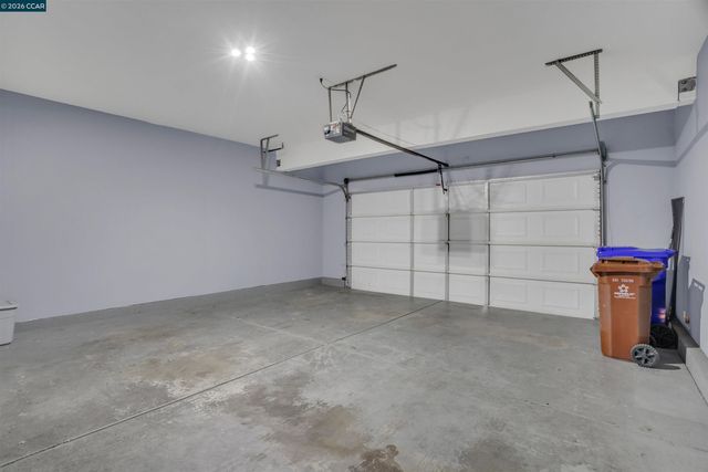 413 Dohrmann Ln, Pinole, CA 94564