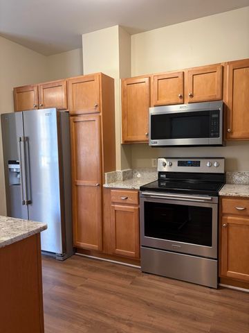 534 Constitution Street 42, Canton Twp, MI 48187