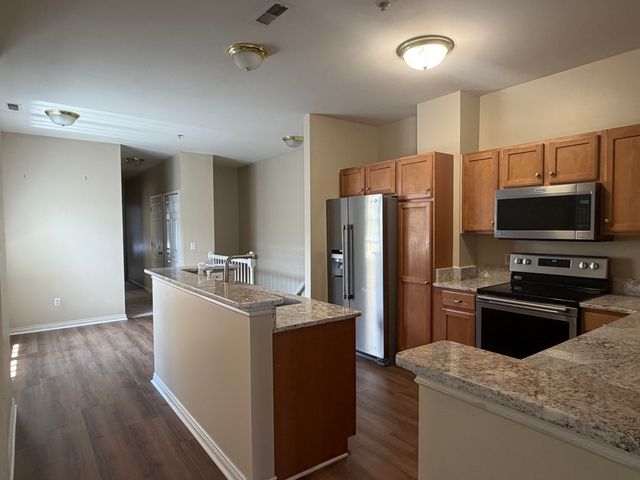 534 Constitution Street 42, Canton Twp, MI 48187