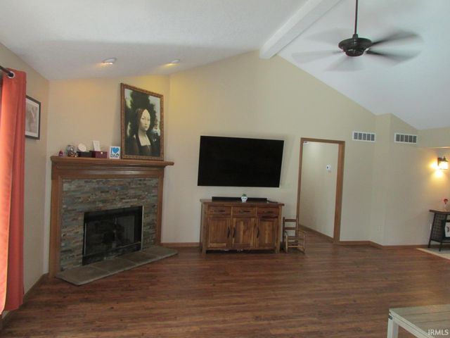 1401 Sanders Drive, Auburn, IN 46706