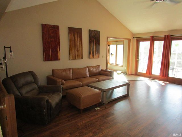 1401 Sanders Drive, Auburn, IN 46706