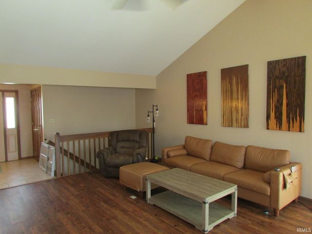 1401 Sanders Drive, Auburn, IN 46706