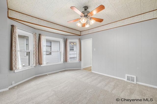 1220 W 31ST ST, Cheyenne, WY 82001