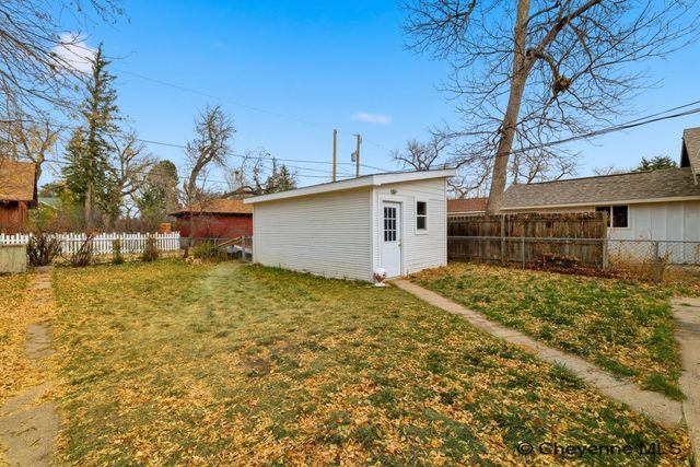 1220 W 31ST ST, Cheyenne, WY 82001