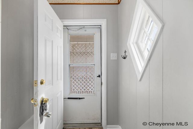 1220 W 31ST ST, Cheyenne, WY 82001