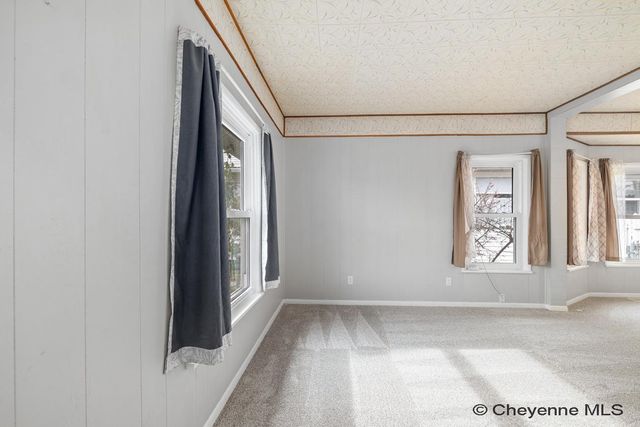 1220 W 31ST ST, Cheyenne, WY 82001