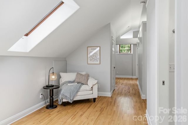 23 Warwick Place, Asheville, NC 28804
