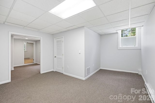23 Warwick Place, Asheville, NC 28804