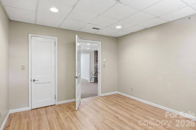 23 Warwick Place, Asheville, NC 28804