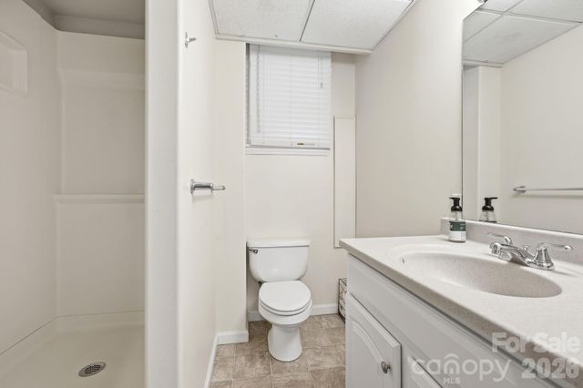 23 Warwick Place, Asheville, NC 28804