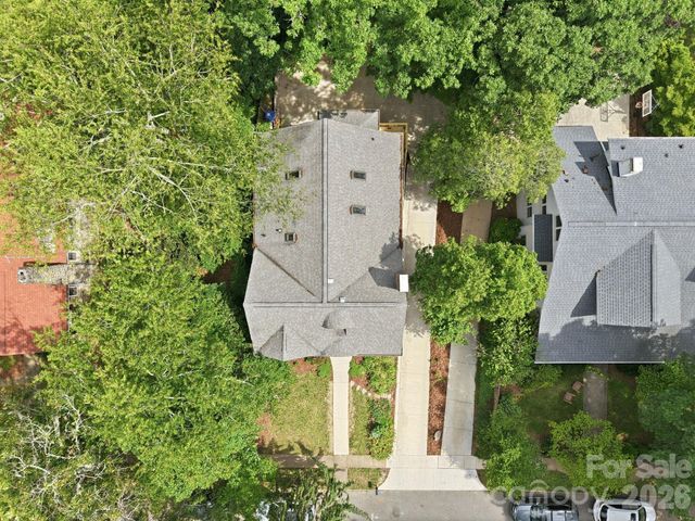 23 Warwick Place, Asheville, NC 28804