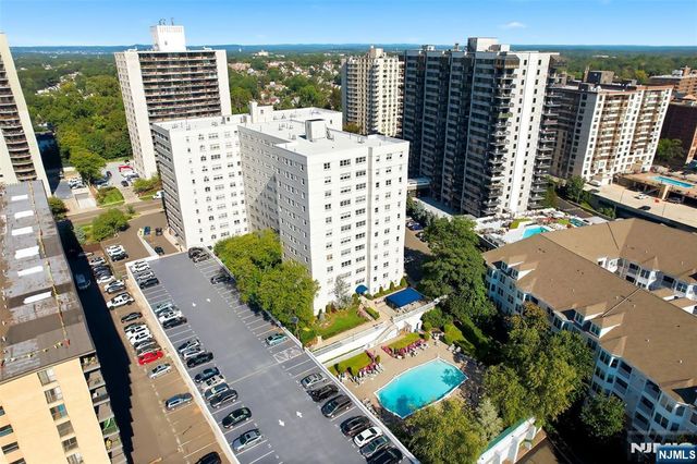 280 Prospect Avenue 9B, Hackensack, NJ 07601