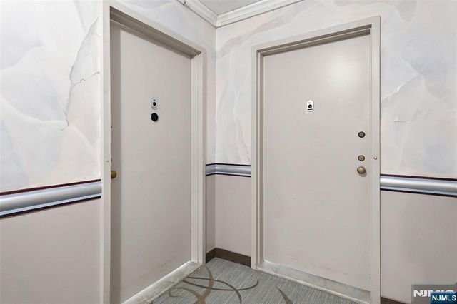 280 Prospect Avenue 9B, Hackensack, NJ 07601