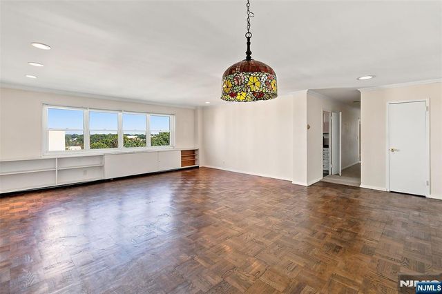 280 Prospect Avenue 9B, Hackensack, NJ 07601