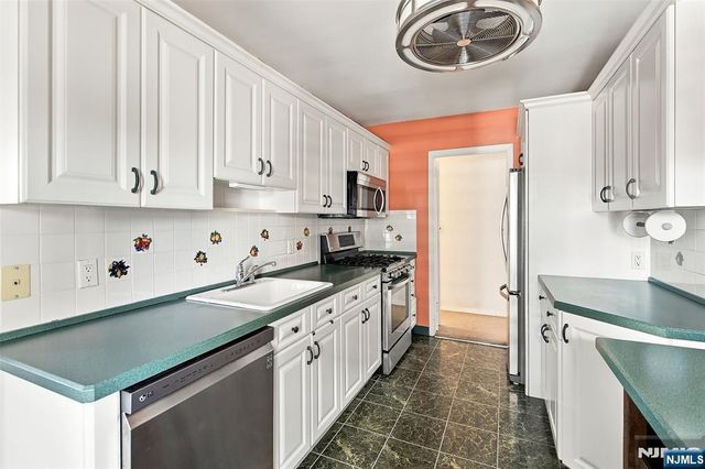 280 Prospect Avenue 9B, Hackensack, NJ 07601