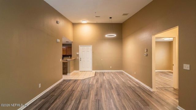 3610 KIRKPATRICK Circle 16, Jacksonville, FL 32210
