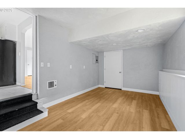 2260 ORR Ln, Eugene, OR 97405