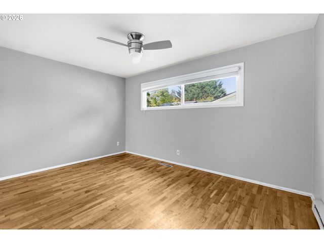 2260 ORR Ln, Eugene, OR 97405