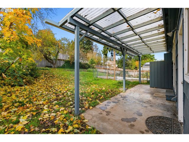 2260 ORR Ln, Eugene, OR 97405